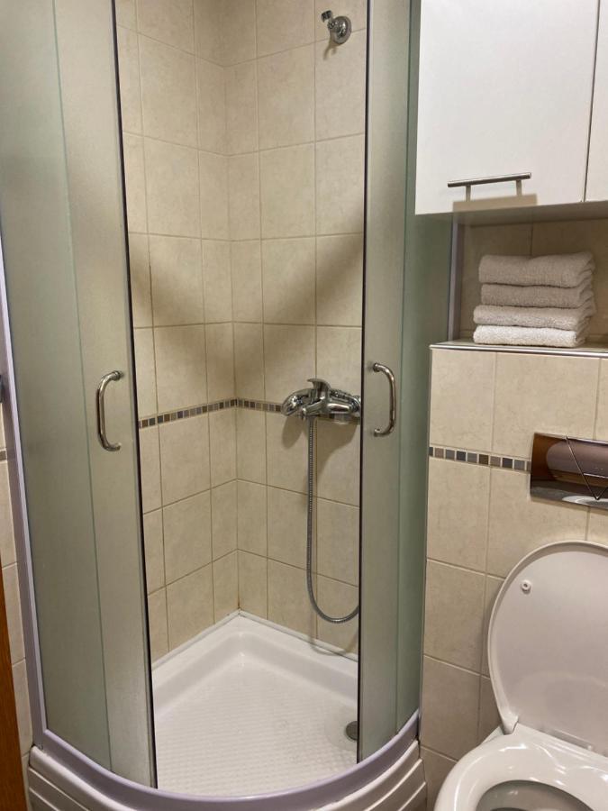 Apartman Bella Novi Beograd Bezanija Bagian luar foto