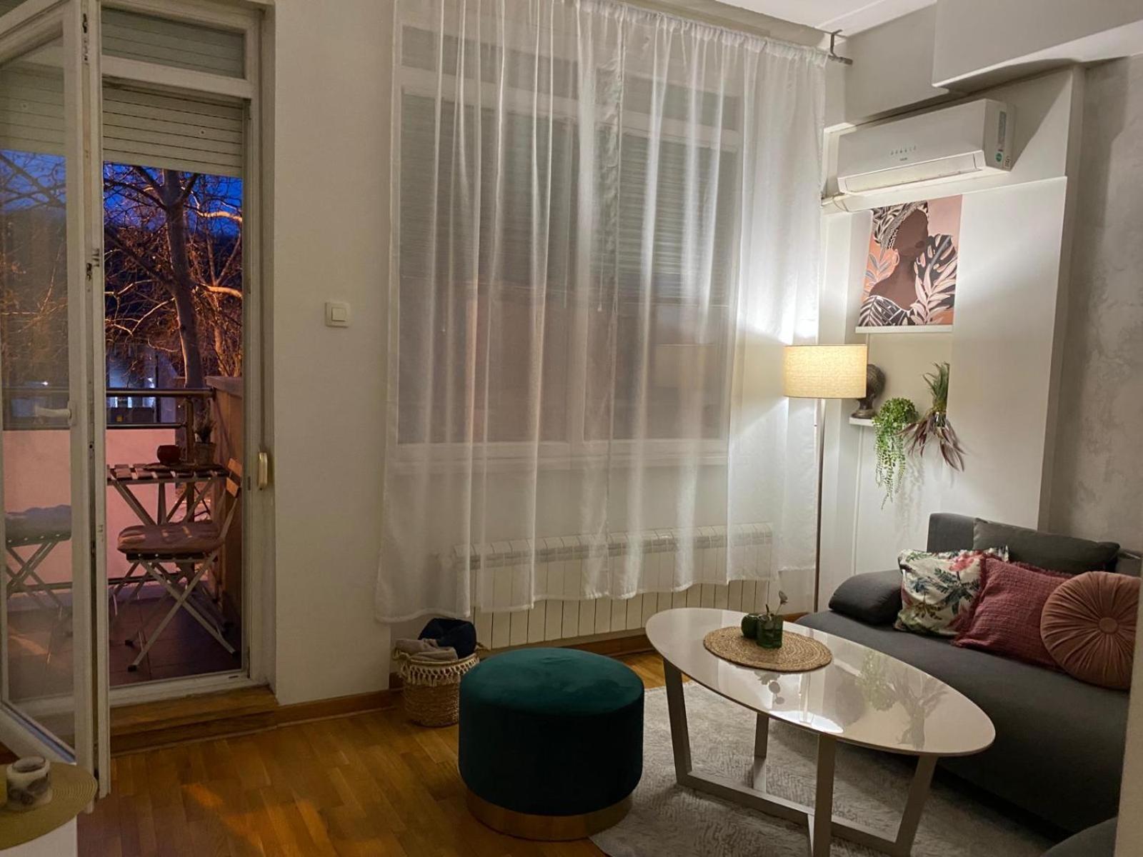Apartman Bella Novi Beograd Bezanija Bagian luar foto